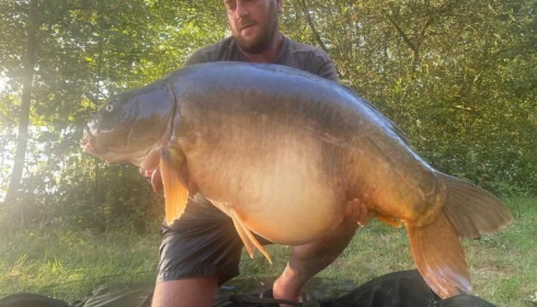 A 53 lb carp from Lepinet South, wignal, Jul 2020