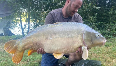A 34 lb carp from Lepinet South, wignal, Jul 2020