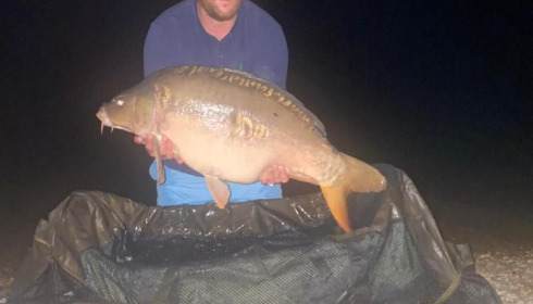 A 34 lb carp from Lepinet South, wignal, Jul 2020