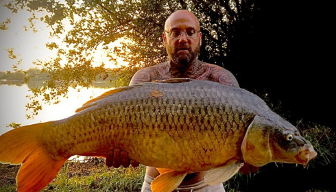 A 24 lb carp from Lepinet South, Lee Warwick, Aug 2020