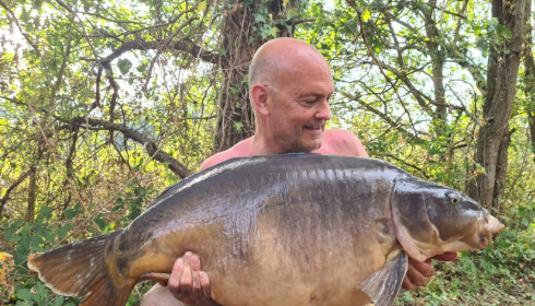 A 53 lb 2 oz carp from Old Oaks, Chris Basey-Fisher, Aug 2020