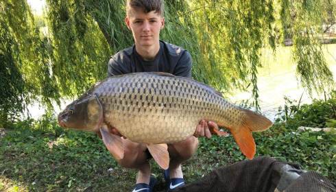 A 25 lb fish from Seigneurie, Harry first grassie, Jul 2020