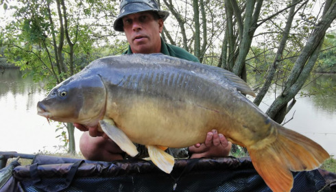 A 32 lb fish from Villefond, Mirror, Sep 2020
