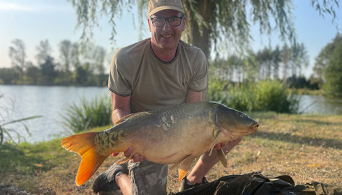 A 30 lb carp from Mystique, Half six in the evening - a welcome mirror, Aug 2026