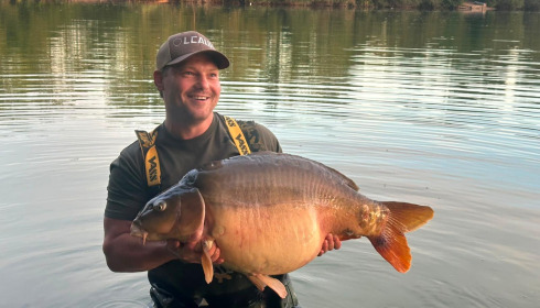 A 48 lb carp from Emeraude, Martynas. Swim 2., Aug 2026
