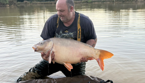 A 42 lb carp from Maniere, PB 1, Sep 2026