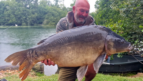 A 43 lb 8 oz carp from Cerises, Mirror, Jun 2026