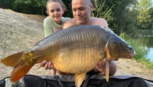 A 34 lb 4 oz carp from Cerises, Mirror, Jul 2026