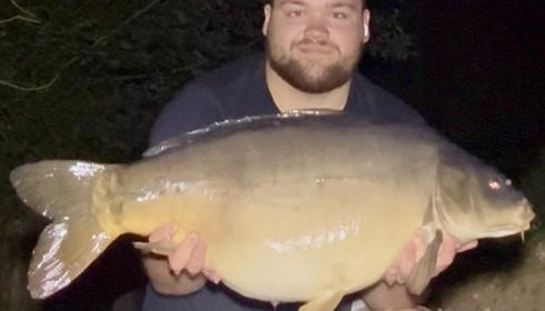 A 33 lb carp from Cerises, May 2026