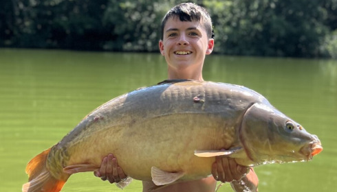 A 40 lb 3 oz carp from Bears Lake, 40lb Mirror, Aug 2026