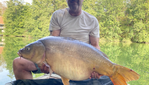 A 43 lb 6 oz carp from Bears Lake, Nick Dabney, Sep 2026