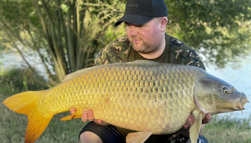 A 36 lb 10 oz carp from Carrouge, Aug 2026