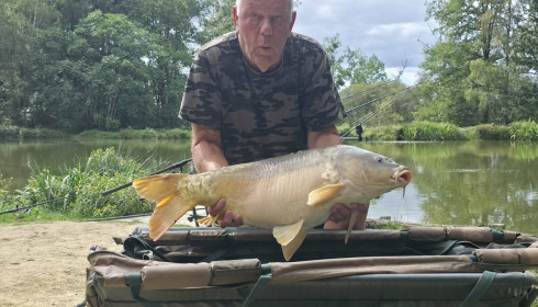 A 29 lb 5 oz carp from Lakeview, Mirror, Sep 2026