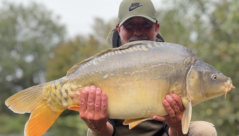 A 20 lb carp from Lakeview, Mirror krill boilies, Oct 2026