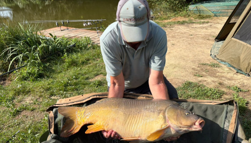 A carp from Lakeview, 34lb mirror, Aug 2026