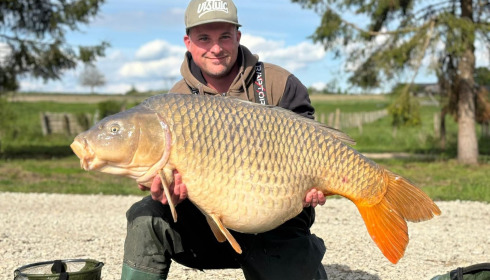 A 61 lb 7 oz carp from Le Sauci, Apr 2026