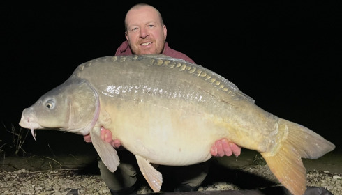 A 42 lb carp from Le Sauci, Andy Burrows, Apr 2026