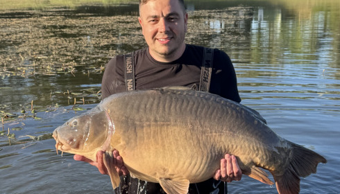 A 53 lb 1 oz carp from Beaurepaire, Mirror carp, Aug 2026