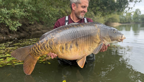 A 58 lb 7 oz carp from Old Oaks, 58lb 7 mirror a new Pb, Sep 2026