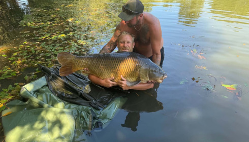 A 63 lb carp from Old Oaks, Carp peg 5 long common, Aug 2026