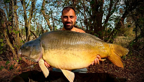 A 45 lb carp from Villefond, French PB, Aug 2026