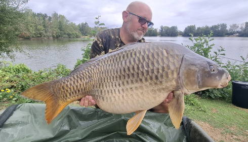 A 61 lb 8 oz carp from Blue Lake, Common carp, Aug 2026