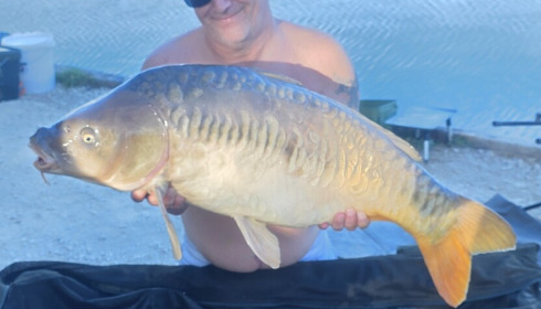 A 32 lb carp from Jonchery, 32lb mirror, Sep 2026