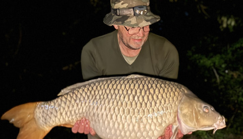 A 37 lb 9 oz carp from Jonchery, 37lb, Apr 2026