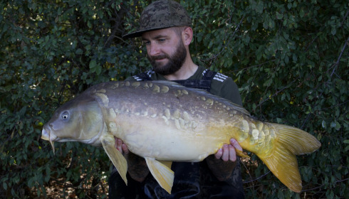 A 31 lb carp from Jonchery, Sep 2026