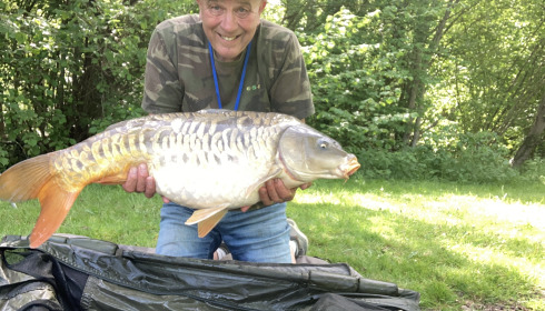A 27 lb carp from Jonchery, Apr 2026