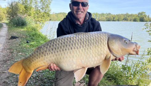 A 42 lb 7 oz carp from Jonchery, Beautiful carp, Sep 2026