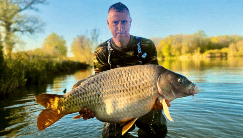A 49 lb 3 oz carp from Jonchery, Apr 2026