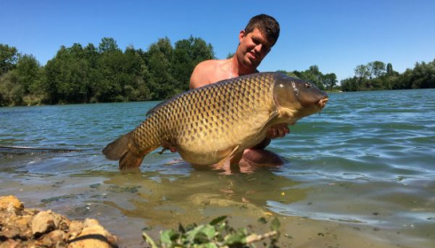 A 52 lb 9 oz carp from Blue Lake, dimitri, Jun 2020