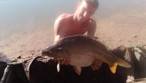 A 22 lb 4 oz carp from Blue Lake, floreau, May 2020