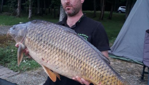 A 30 lb 9 oz carp from Cailleaux, girard, May 2020