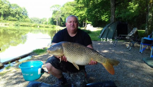 A 26 lb 4 oz carp from Cailleaux, vanneau, May 2020