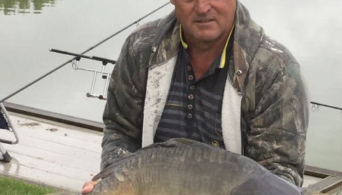 A carp from Landes, Lake owner Tony, May 2020