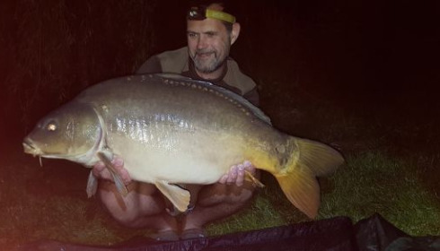 A 33 lb carp from Lepinet South, guillaume, May 2020