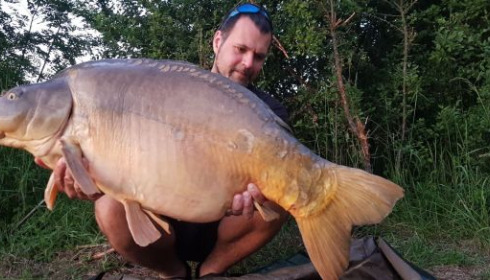 A 41 lb 9 oz carp from Lepinet South, guillaume, May 2020