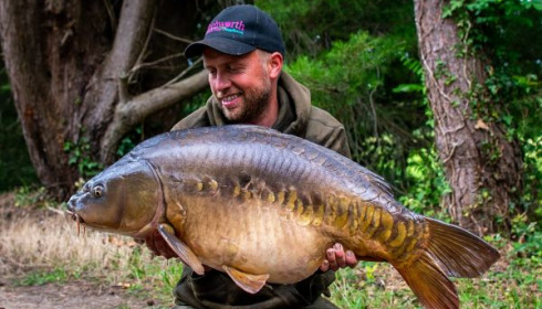 A 43 lb fish from Old Oaks, Mirror, Jun 2020