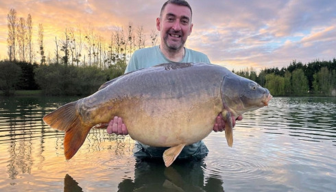 A 54 lb 8 oz carp from Deux Iles, Mar 2026