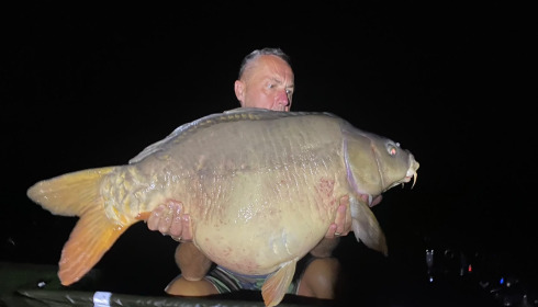 A 38 lb 12 oz carp from La Fonte, Nighttime gem, Sep 2026