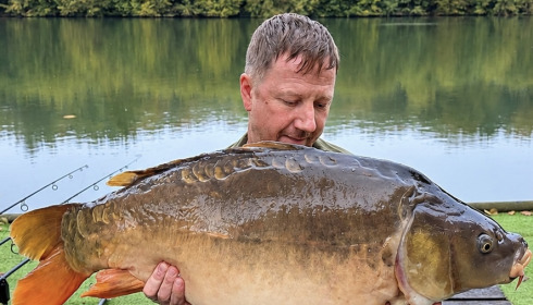 A 43 lb 6 oz carp from La Fonte, Another 40, Sep 2026
