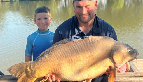 A 37 lb 12 oz carp from Landes, 37lb Mirror, Jul 2026