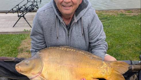 A 39 lb carp from Landes, May 2026