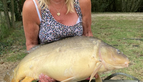 A 31 lb 10 oz fish from Eau De Vie South, Another 30lb fish, Jul 2020