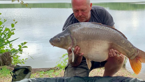 A 41 lb 11 oz carp from Lepinet North, Shaun Saward, Jul 2020