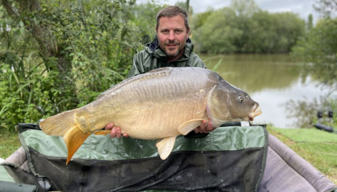A 32 lb carp from Lillypool, Jul 2020