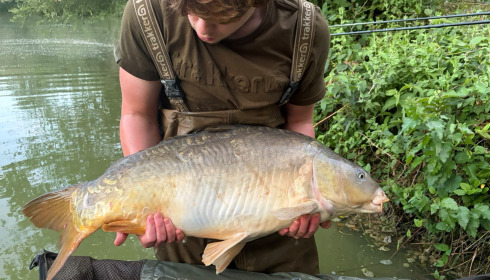 A 32 lb 4 oz carp from Eau De Vie North, Mirror, Jun 2026