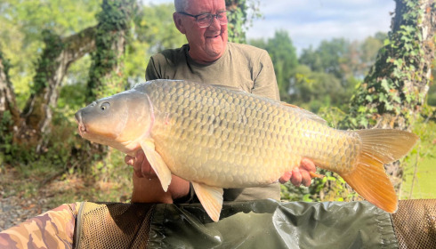 A 33 lb carp from Eau De Vie North, Mick, Aug 2026